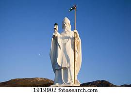 estátua, de, st., Patrick;, Croagh, patrick, mayo município, irlanda