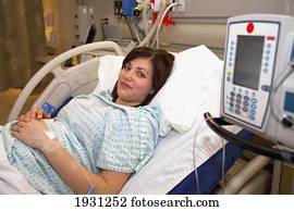 expectant mother in labour in maternity ward