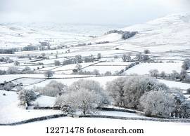 Peaceful snow scene in the Howgills, near Ravenstonedale; Cumbria, England