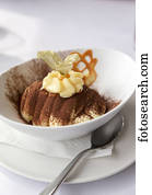 authentisch, italienische küche, frisch, tiramisu, nachtisch, gedient, an, a, gasthaus, in, italy;, bellagio, lombardei, italien