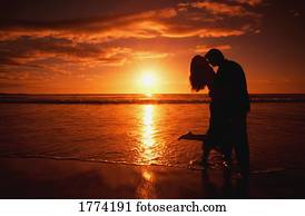 um, lua mel, par, e, pôr do sol