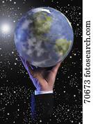 globe, in, ruimte, gesteunde, door, hand