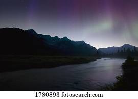 luzes norte, montanhas