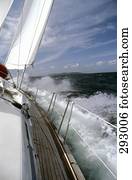 iate, velejando, em, áspero, mares