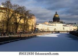 Russia, St Petersburg, the Moika and Saint Isaac cathedral at back.
