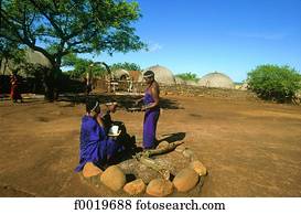 Zulu Girls Stock Photos & Zulu Girls Stock Images - Alamy