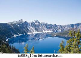 Crater lake oregon