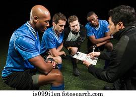 equipe futebol, planificação, jogo, com, treinador