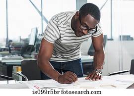 man, planning, in, bureau