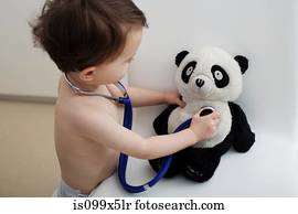 menino, usando stethoscope, ligado, panda, brinquedo