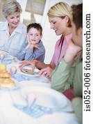 família, tendo, pequeno almoço