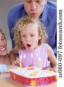 família, com, bolo aniversário