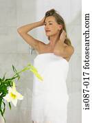 mulher, em, banheiro