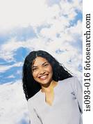 mulher, com, céu tempestuoso