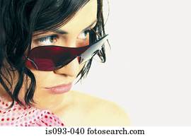 Woman with sunglasses