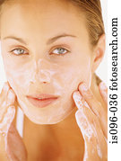 mulher, lavando rosto