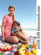 mum, e, filha, tendo uma piquenique, ligado, um, praia