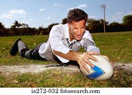 homem negócios, tocando, rúgbi