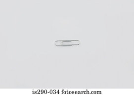 Single paperclip