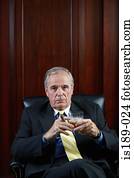 retrato, de, um, sênior, homem negócios