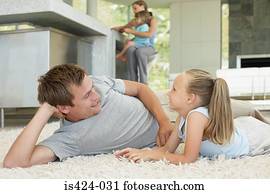 ritratto, di, uno, famiglia, a casa