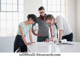 desenhistas moda, no trabalho