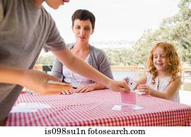 família, desfrutando, lakeside, férias