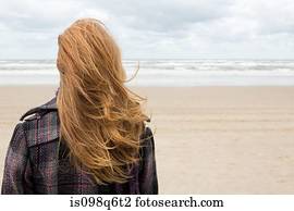 mulher, em, a, costa