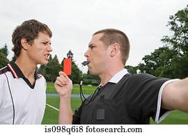 árbitro, dar, cartão vermelho