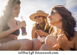 namoradas, férias, em, praia