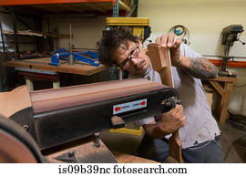 guitarra, fabricante, fabricando, guitarra, em, oficina