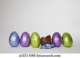 ovos páscoa, uma fileira