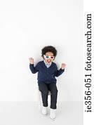 menino, em, vidros 3d