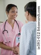 um, enfermeira, consolar, um, paciente