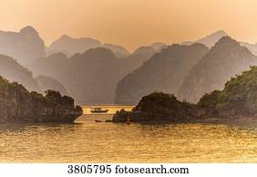 Vietnam, Ha Long Bay at sunset, (UNESCO World Heritage)