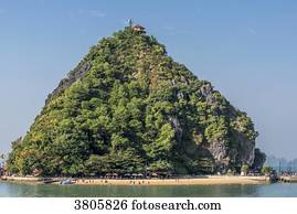 Vietnam, Ha Long Bay, Titop island (UNESCO World Heritage)