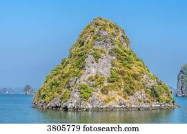 Vietnam, Ha Long Bay, (UNESCO World Heritage)