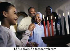 menina, mais claro, velas, celebrar, kwanzaa