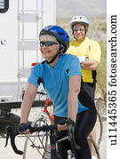 senior koppel, met, fietsen