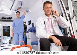 em, um, ambulância, car