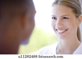 par feliz, relaxante, em, um, spa