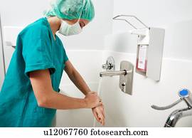 Scrubbing up before surgery
