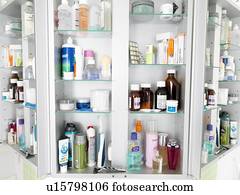 Spiegelnd, meister, badezimmer Stock Foto | u16640559 | Fotosearch