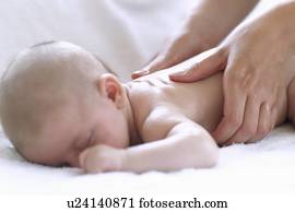 massage bebê