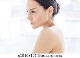 Woman with brown hair, portrait