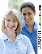 enfermeiras, sorrindo