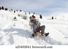par jovem, sledding