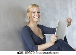 Women with ipad Women with ipad