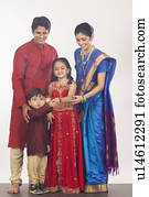 família, celebrando, Diwali