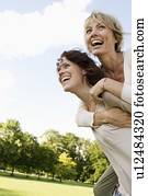 mulher, dar, dela, amigo, um, piggy